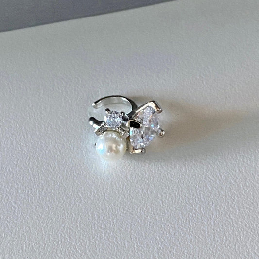 Queen Earcuff in Silver