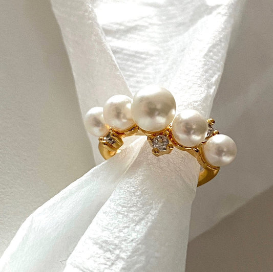 Pearls & Stars Earcuff in Silver