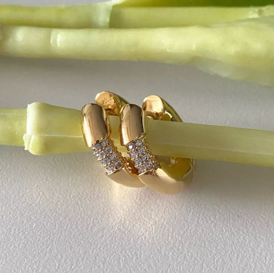 MoD Earrings in Silver