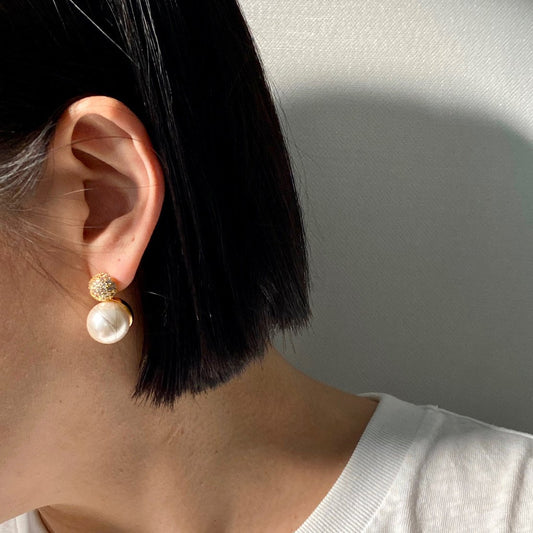 Gat Earrings in Gold
