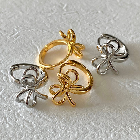 Laurel Dos Earrings in Silver