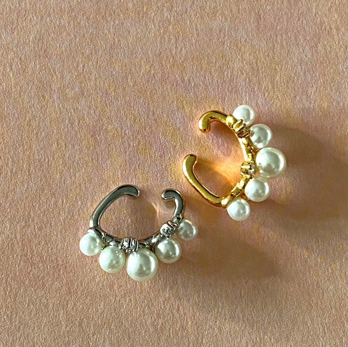 Pearls & Stars Earcuff in Silver