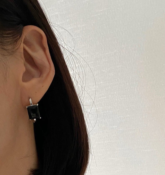 Princess Cut Onyx Earrings in Gold