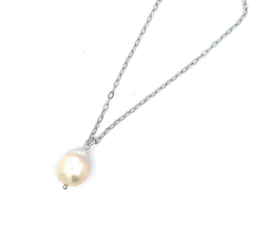 Baroque Pearl Necklace in Silver