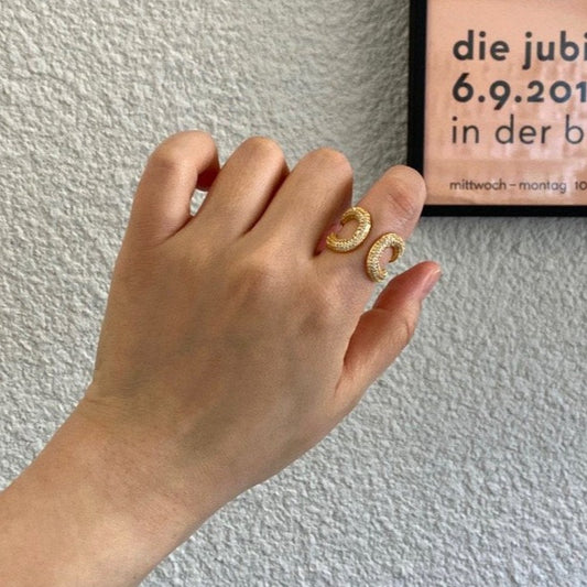 Corrine Tres Ring in Gold