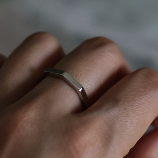 Octo Thin Ring in Silver