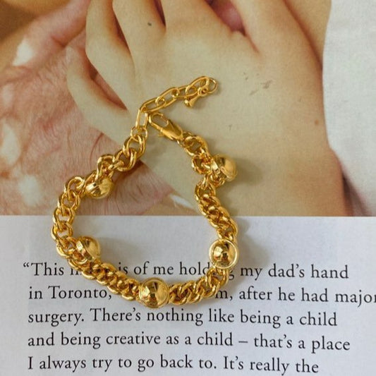 Medelina Bracelet in Gold