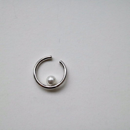 Only Pearl Cuff in Silver