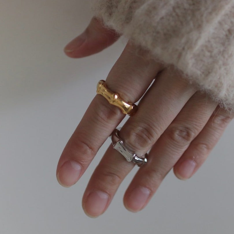 Carrie Earrings in Gold