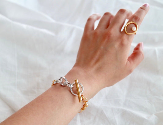 Only Pearl Ring in Gold