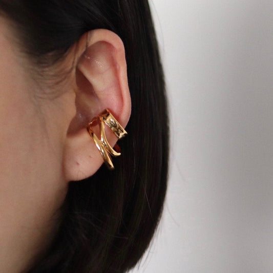 Dea Trio Cuff in Gold