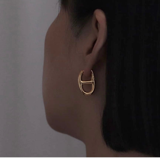 Jessie Grande Earrings in Gold