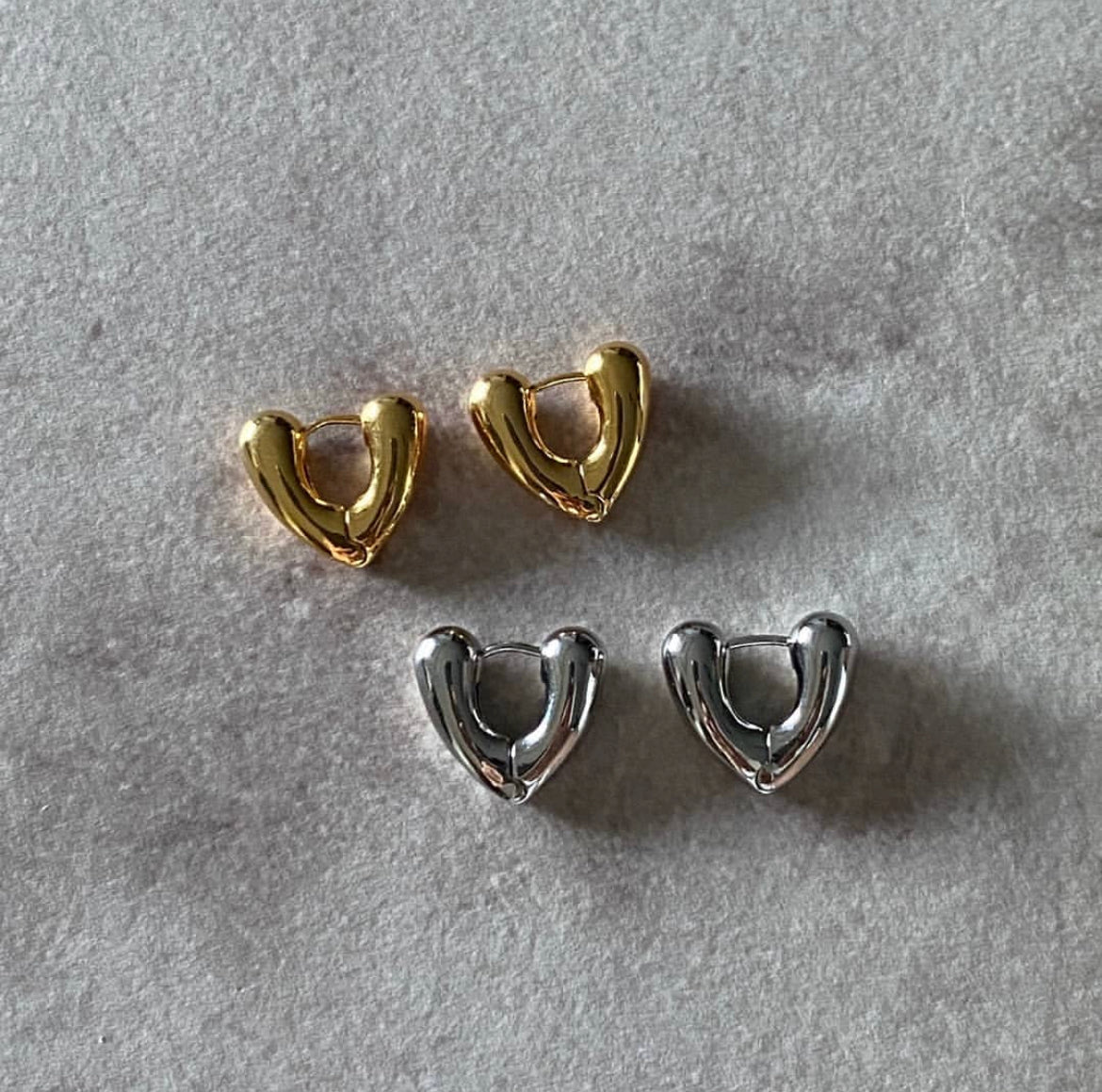 Ve Earrings in Gold