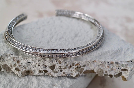 Diamante Twirl Bangle in Gold