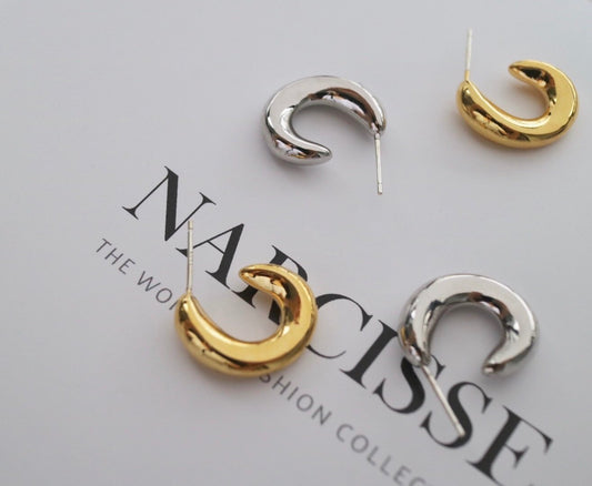 Dea Earrings in Silver