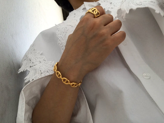 Jessie Grande Ring in Gold