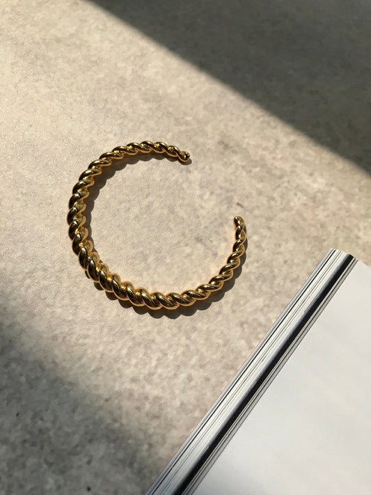 Emily Bangle in Gold