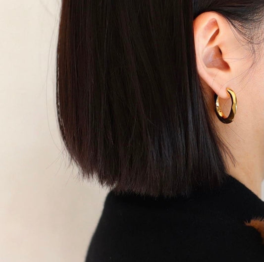 Mia Dos Earrings in Gold