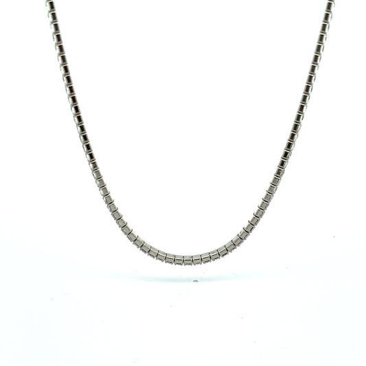 Tennis Necklace in Silver