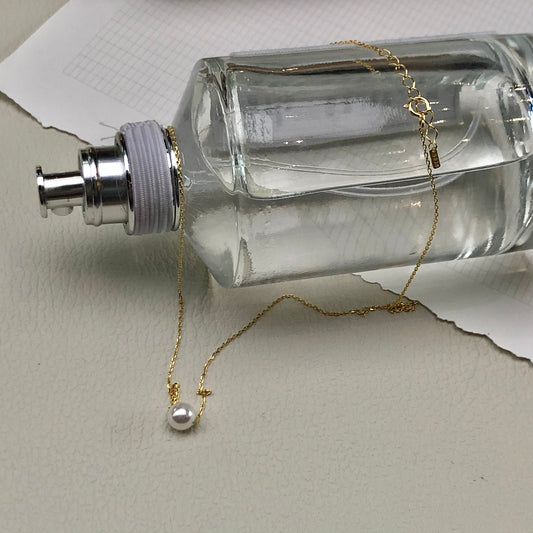 Only Pearl Necklace in Gold