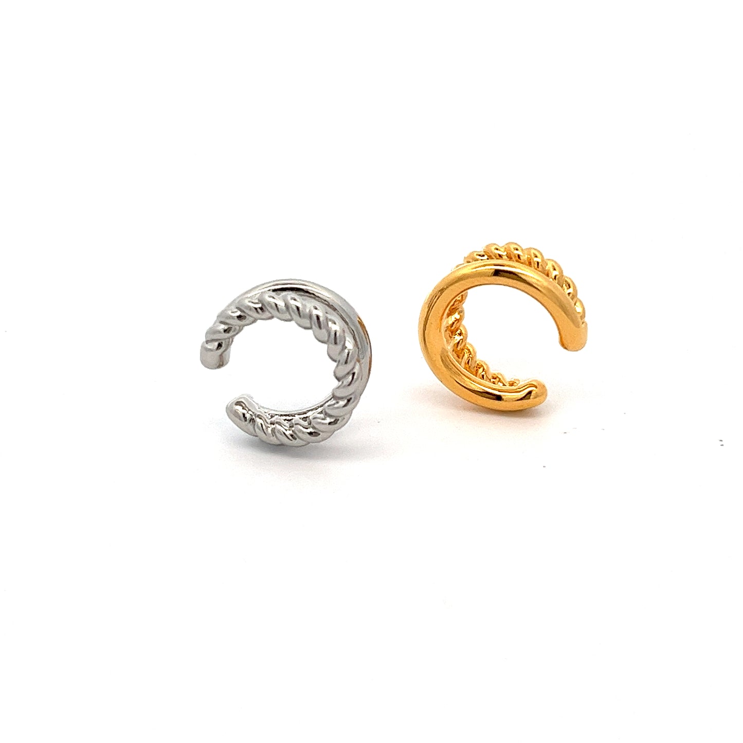 Charlotte Dos Cuff in Gold