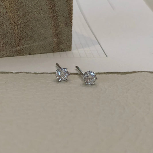 0.8 ct Solitaire Diamante Earrings