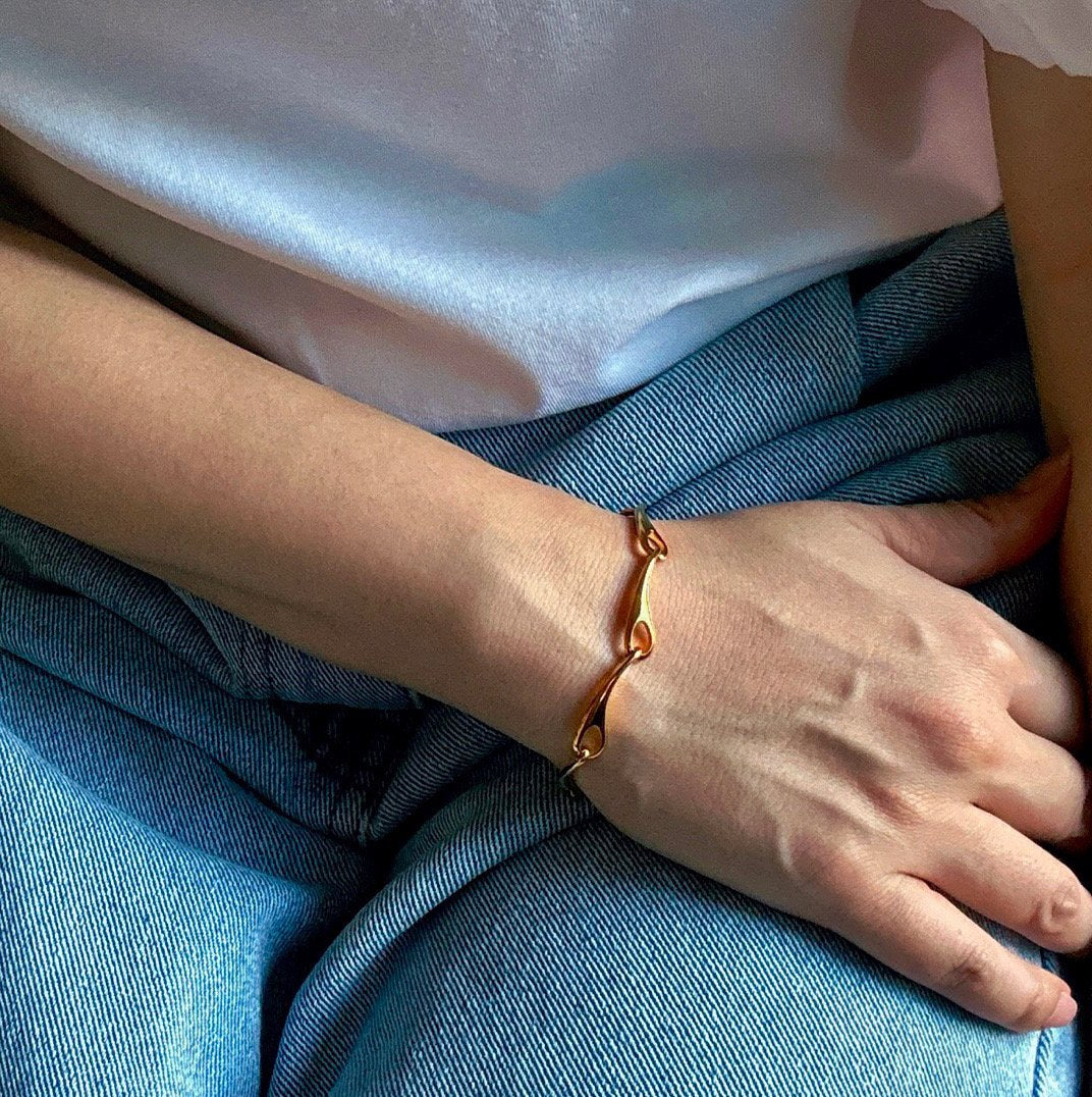 Mari Bracelet in Gold