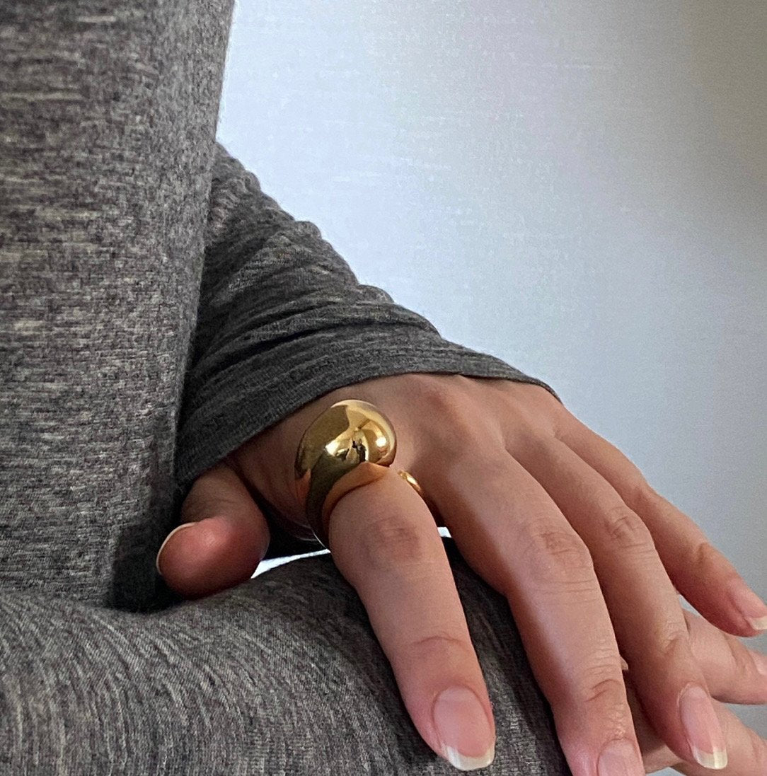 Woosh Ring In Gold