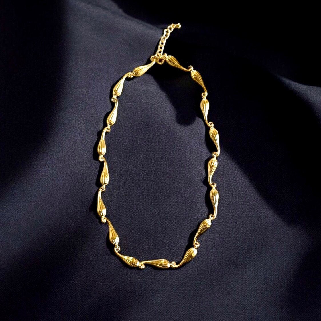 Magie Necklace Gold