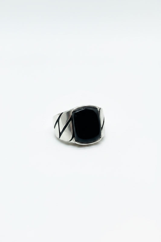 Onyx curb ring