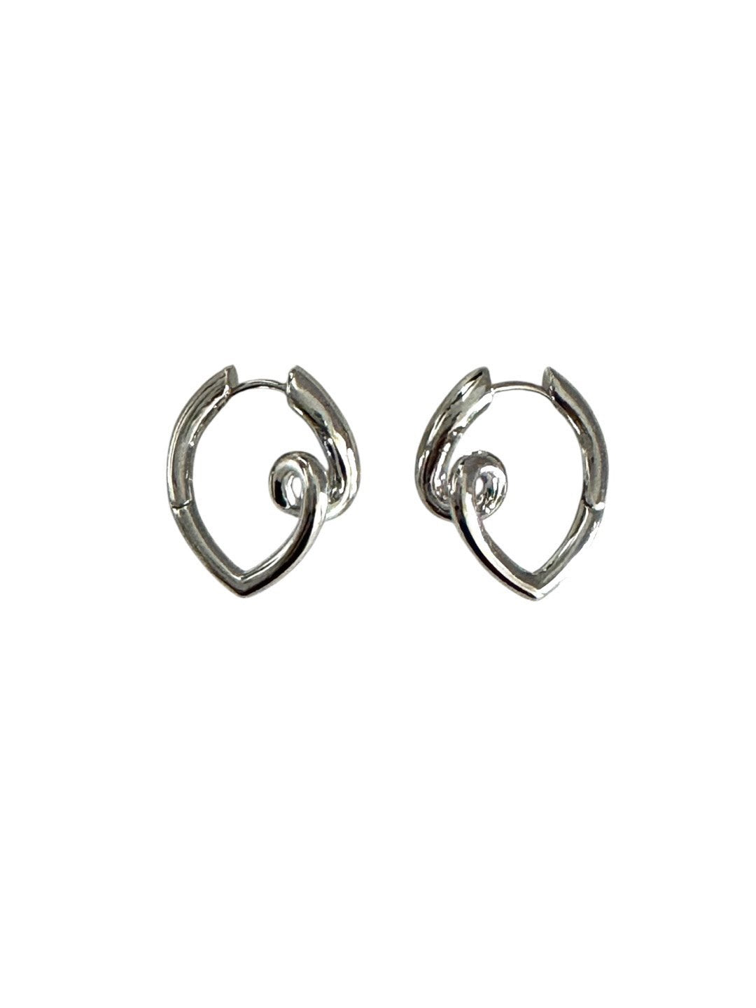 Grata Earrings in Silver