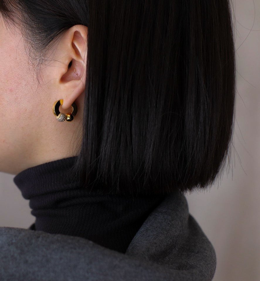 Glist Dos Earrings in Gold