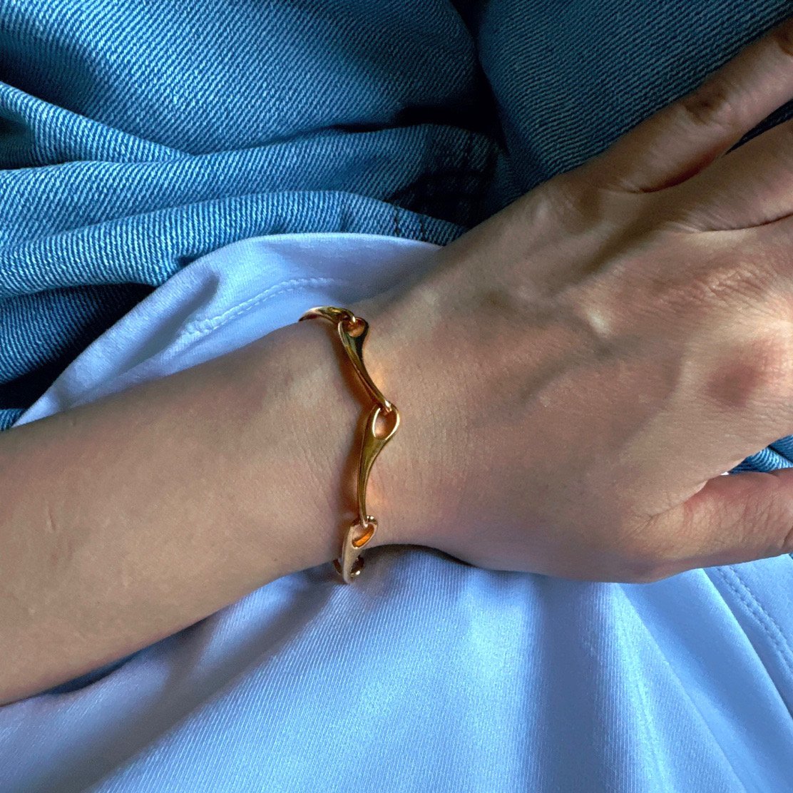 Mari Bracelet in Gold