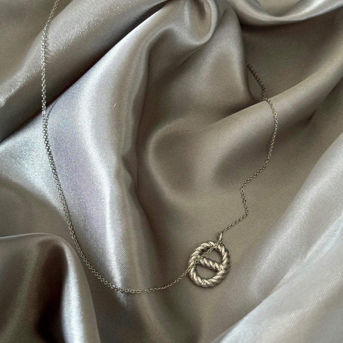 Jessie Voyage necklace in Silver