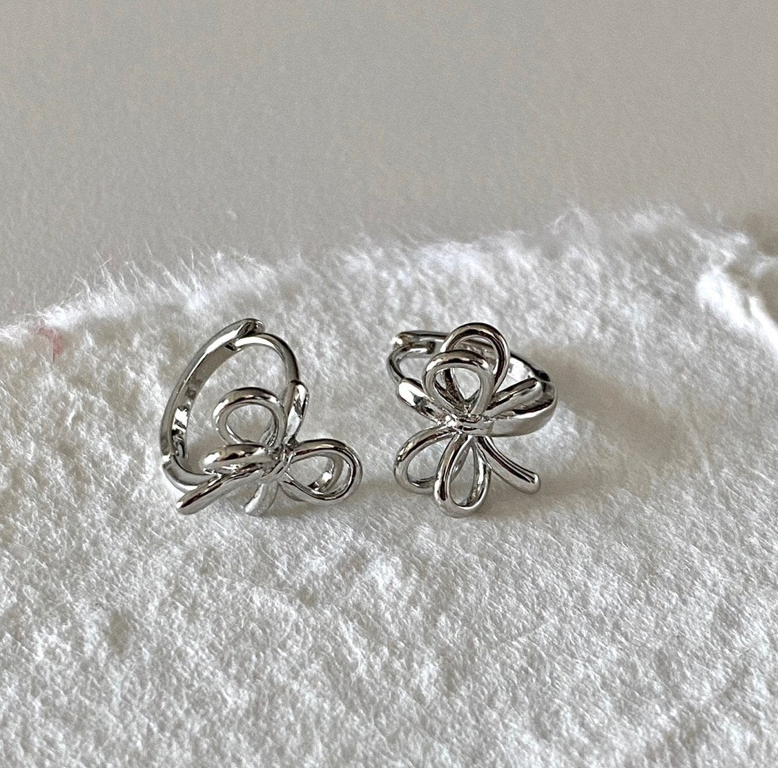 Laurel Dos Earrings in Silver