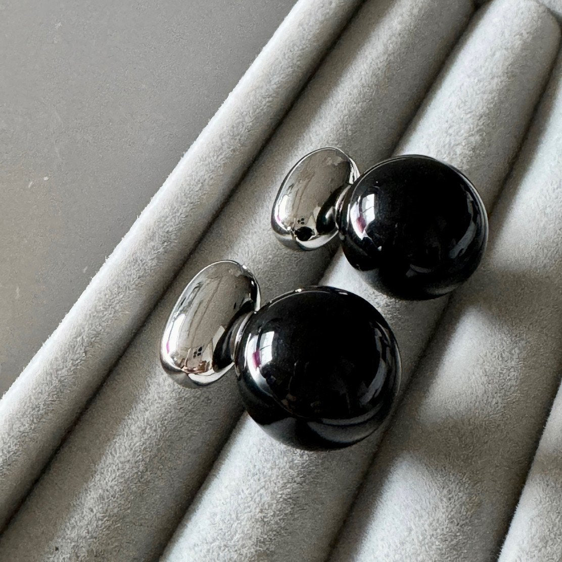 Kate Dos earring in silver