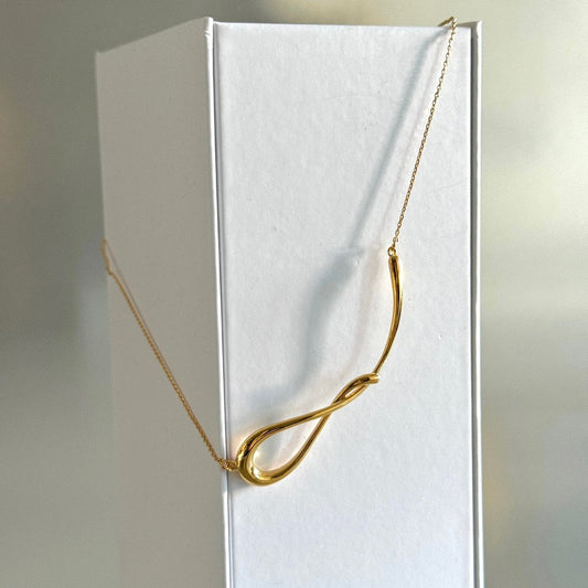 Fey Necklace in Gold
