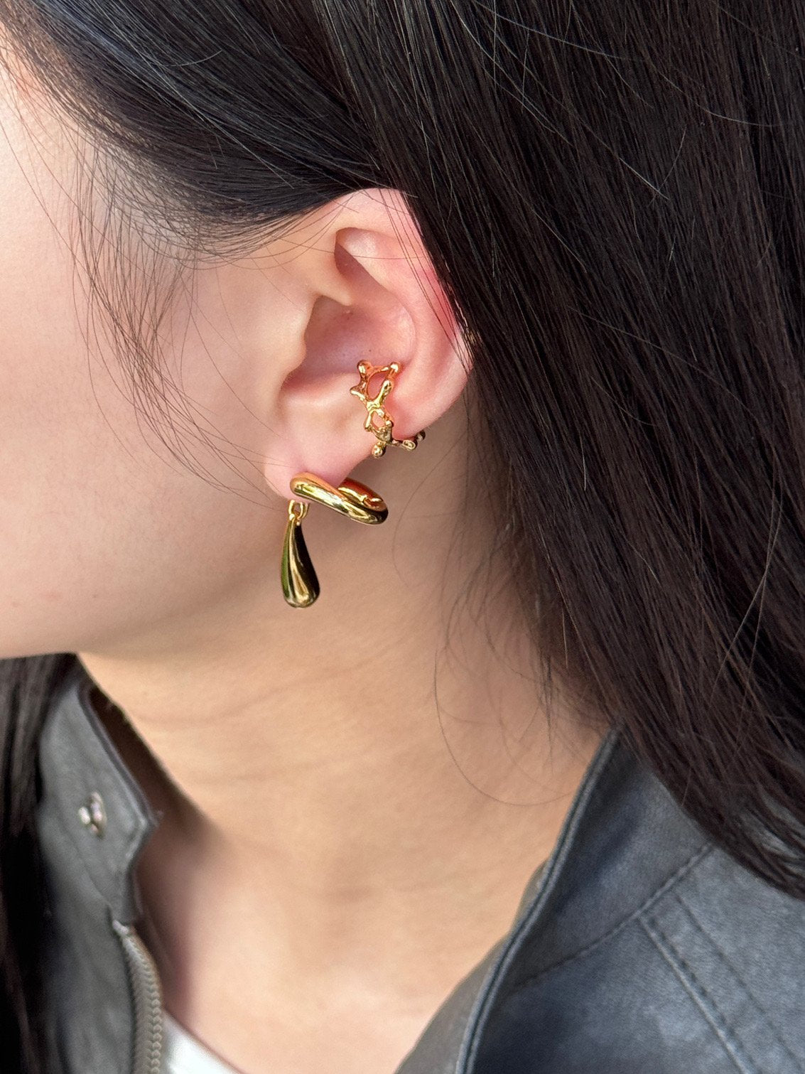 CXD earrings in Silver