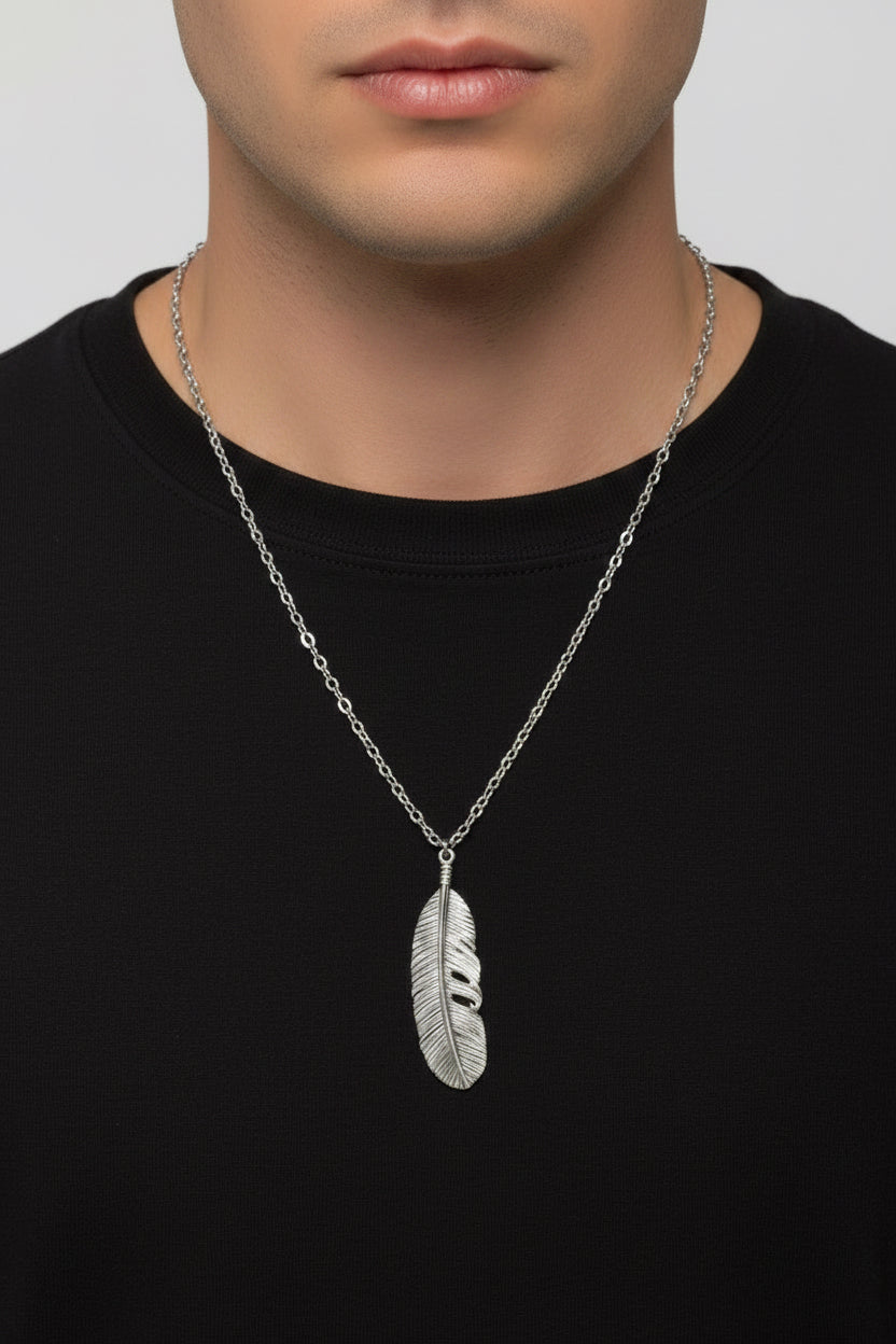 Feather necklace in Silver