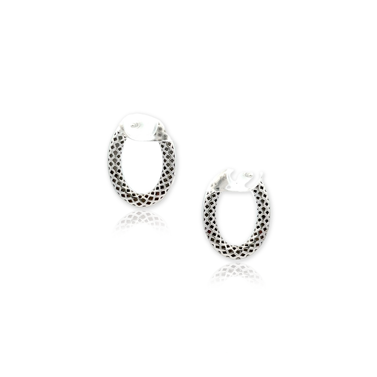 Elizabeth Earrings in Silver