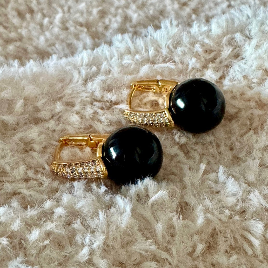 Kate earrings in gold