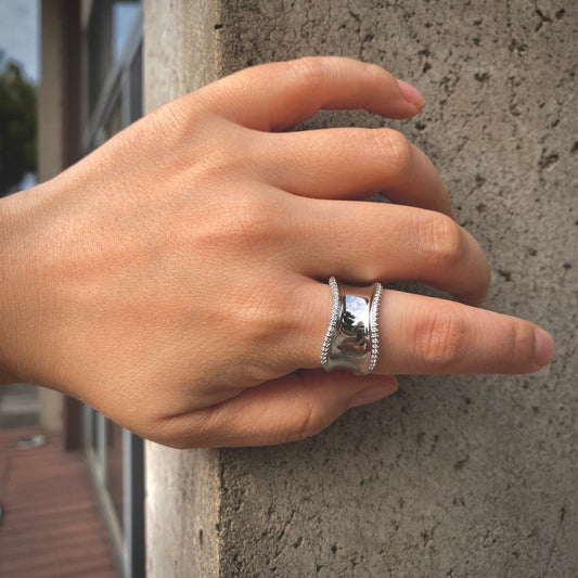 Throm Grande Ring In Sliver