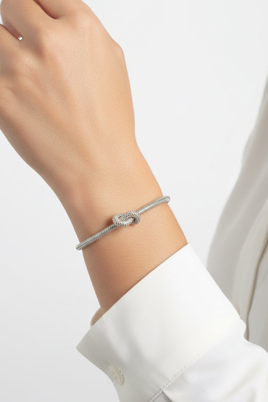 Diamante Knot Bangle in Gold
