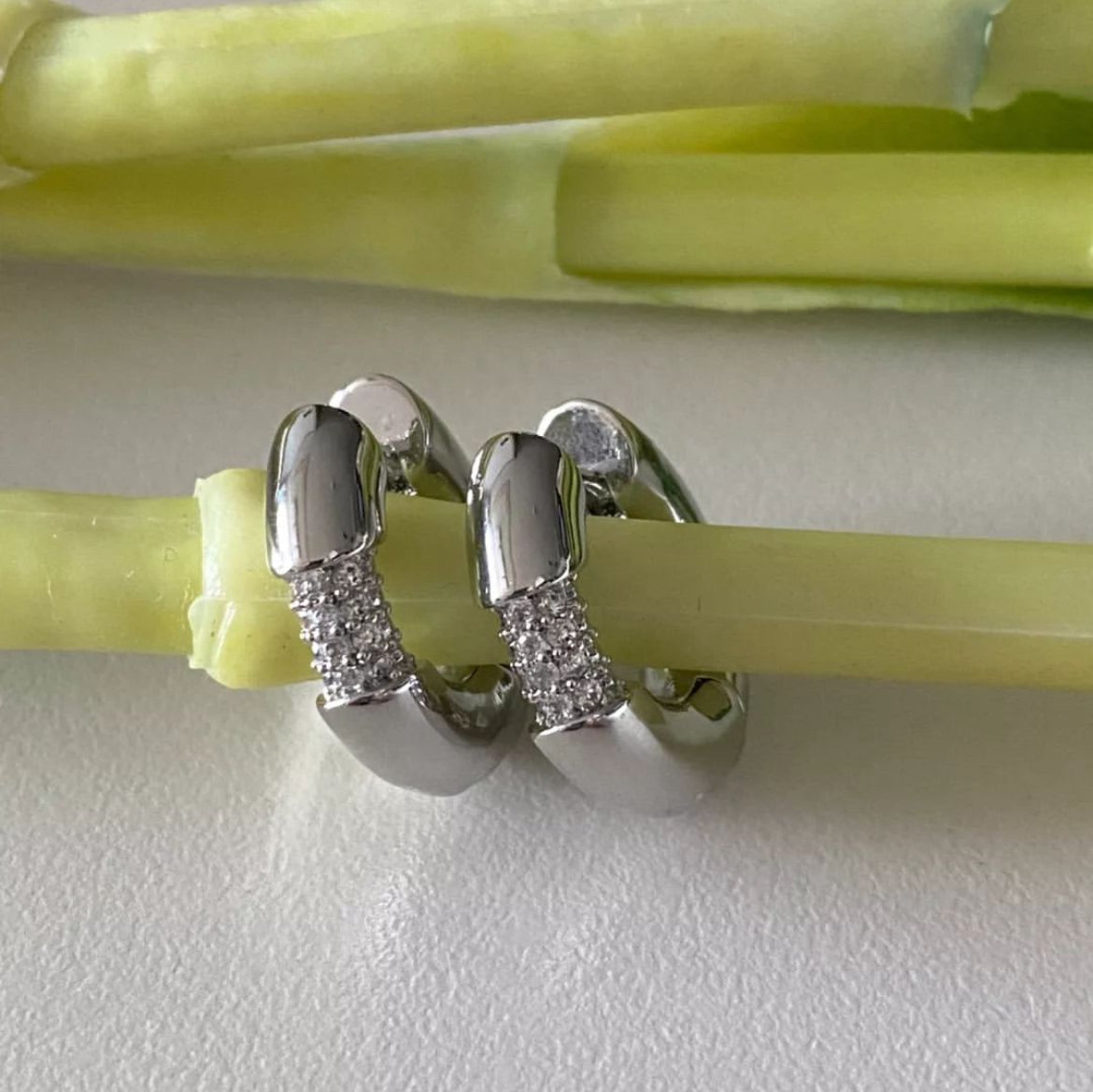 MoD Earrings in Silver