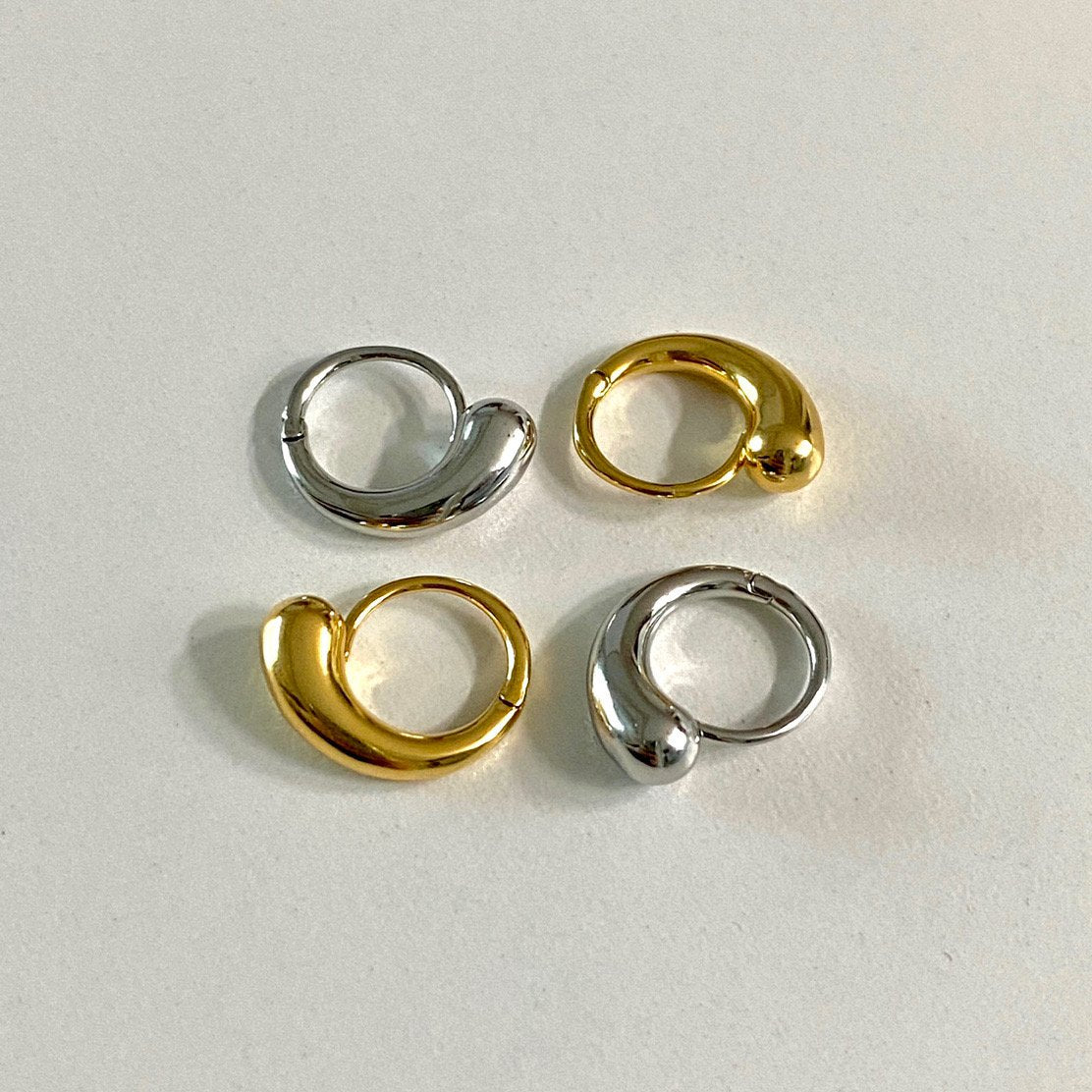 Bosu Earrings in Silver