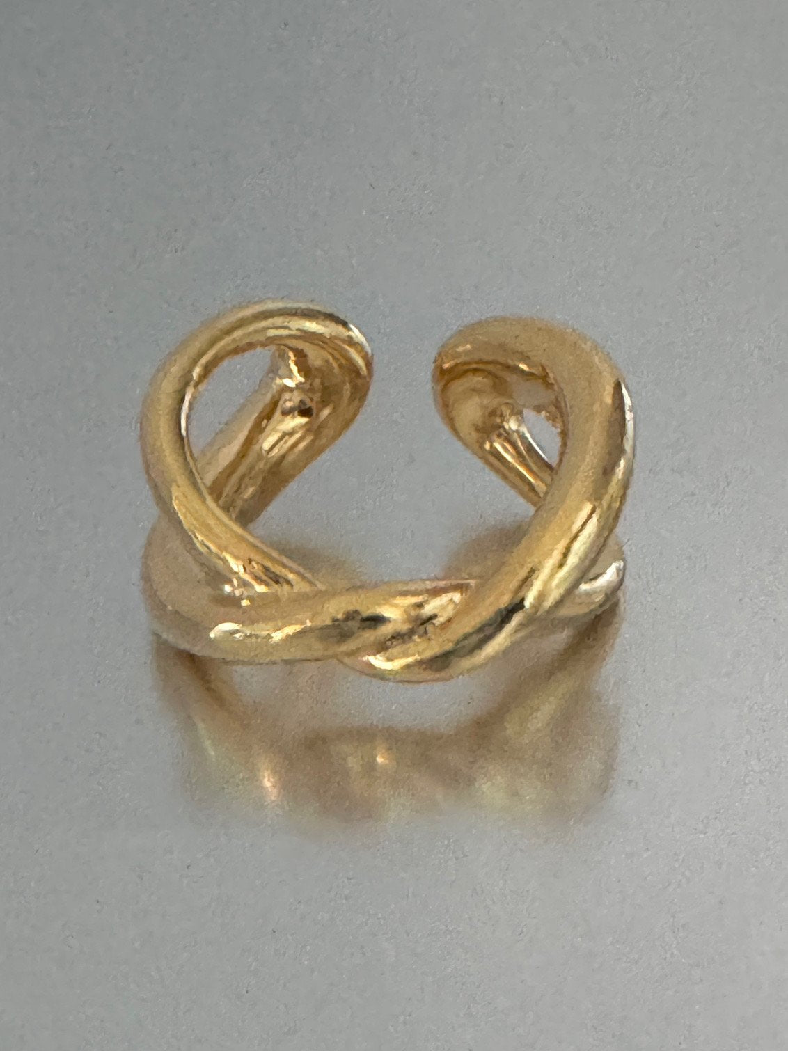 Torse Ring in Gold