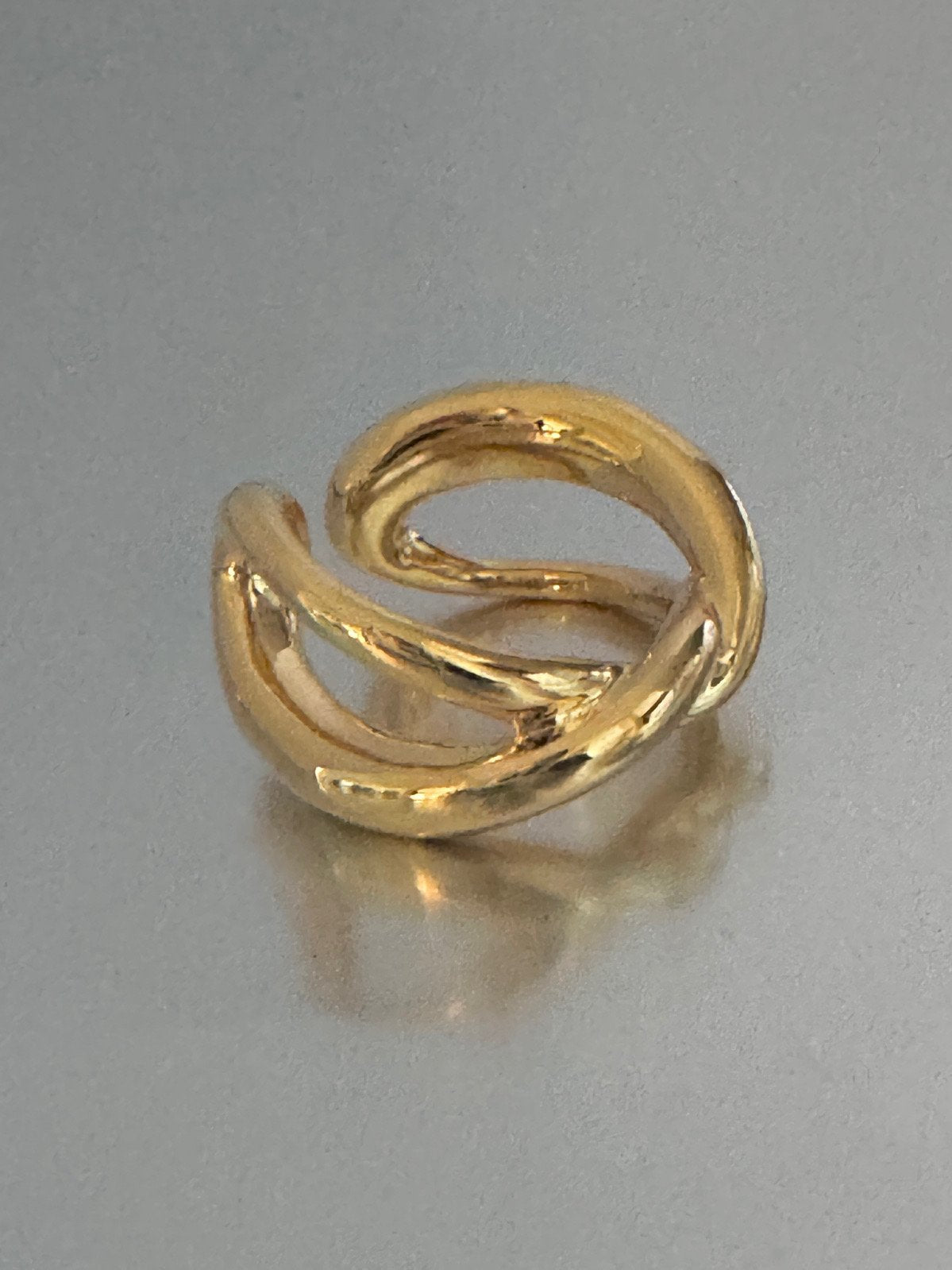 Torse Ring in Gold