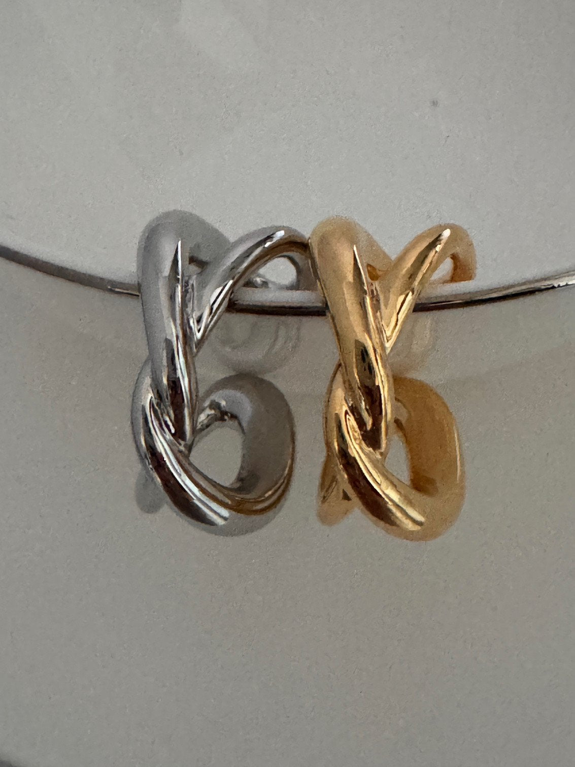 Torse Ring in Gold