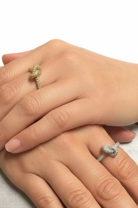 Diamante Knot Ring in silver