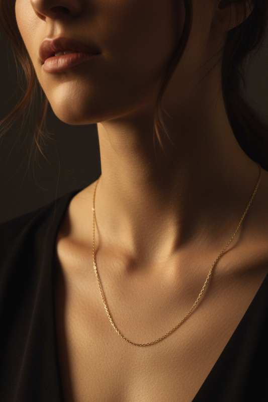 Fine Thick Oval Necklace In Gold
